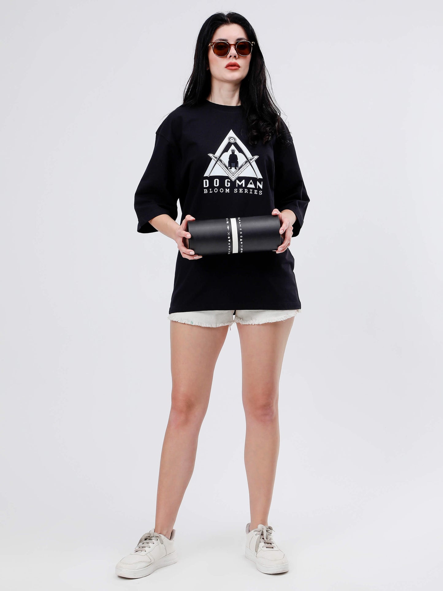 BLOOM SERIES(BTB05)-BLACK OVERSIZED UNISEX TSHIRT