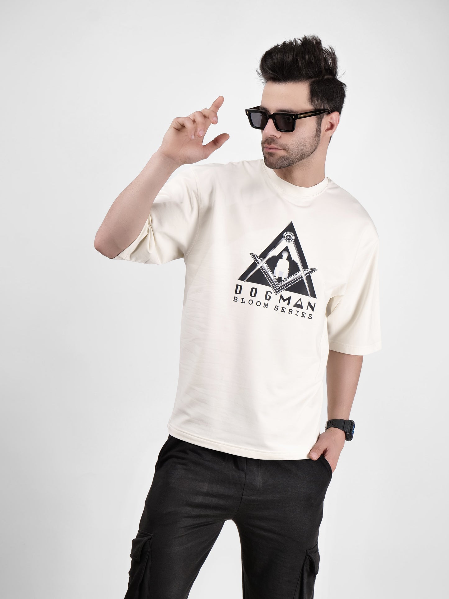 BLOOM SERIES(BTC06)-CREAM OVERSIZED UNISEX TSHIRT