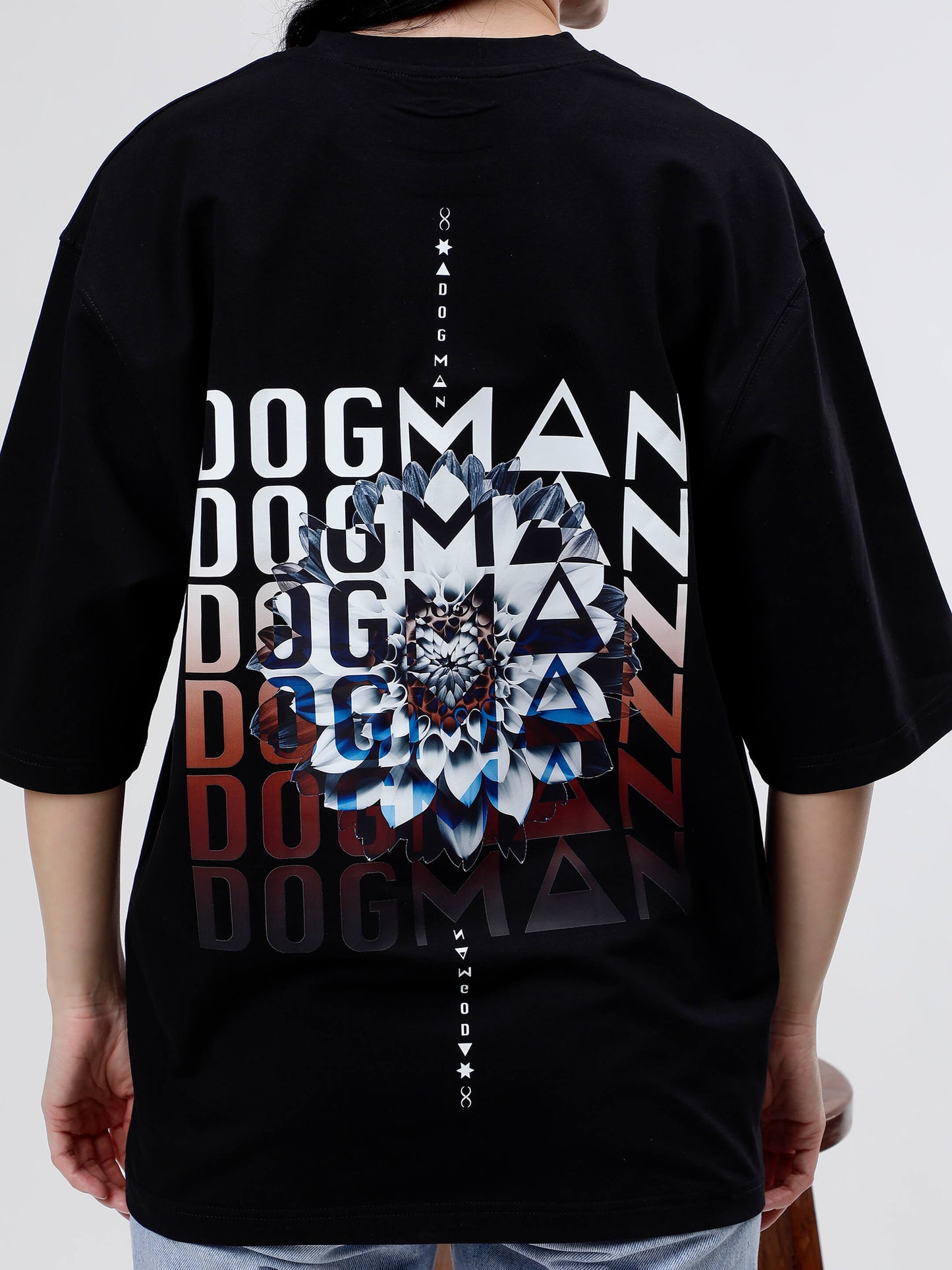 BLOOM SERIES(BTB01)-BLACK OVERSIZED UNISEX TSHIRT