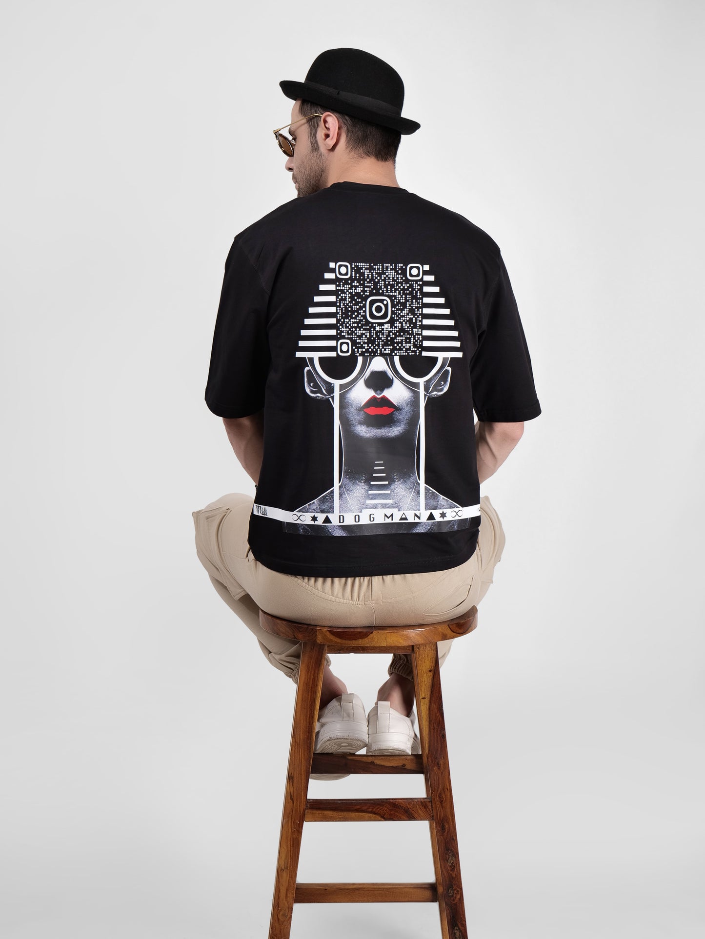 ALPHA SERIES(ATB08)-BLACK OVERSIZED UNISEX TSHIRT
