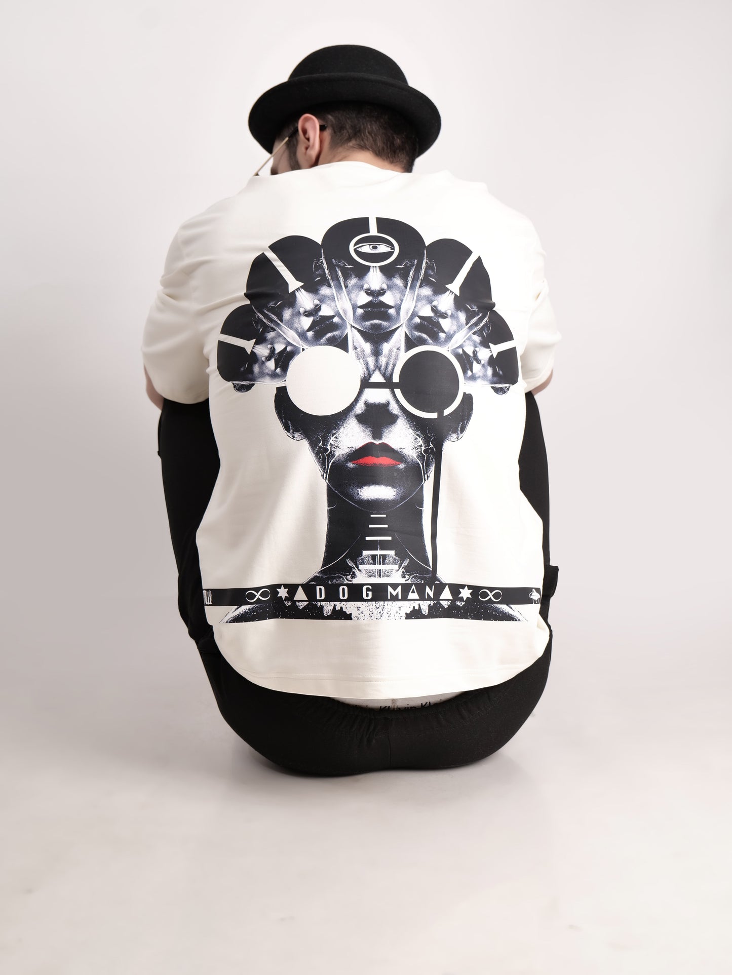 ALPHA SERIES(ATC06)-CREAM OVERSIZED UNISEX TSHIRT